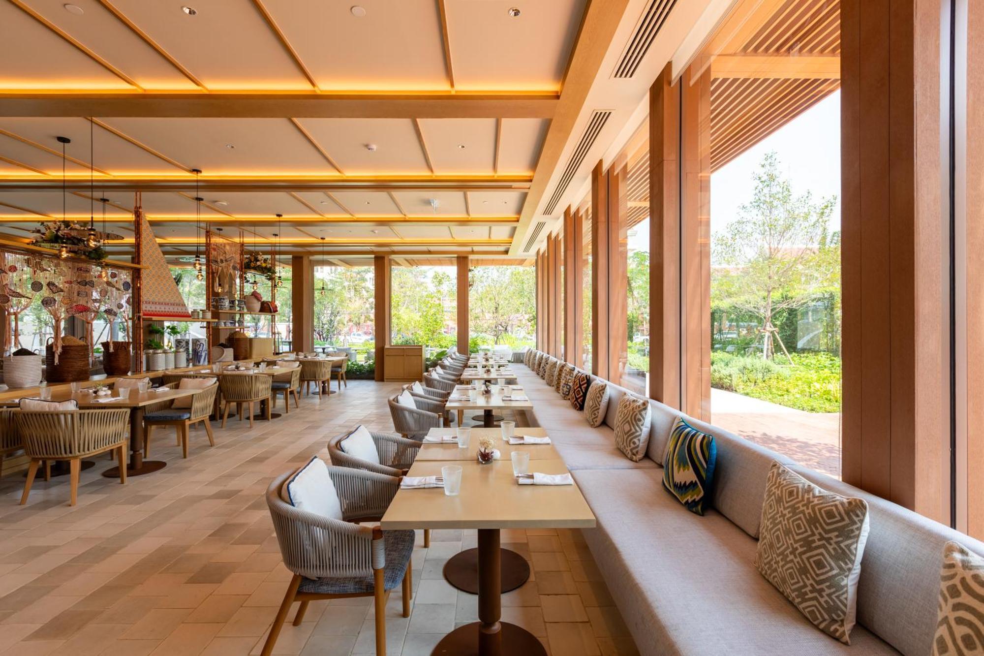 Hotel Centara Ayutthaya Exterior foto